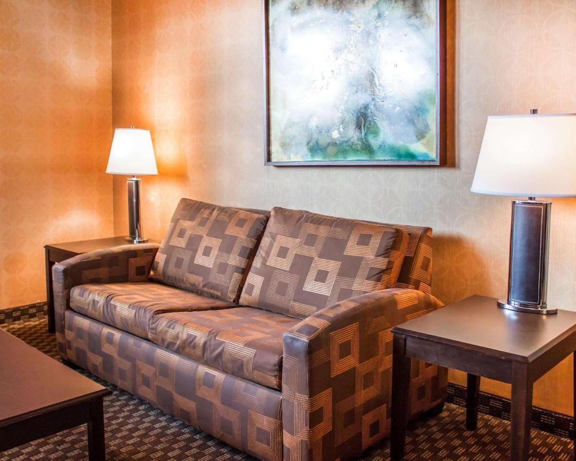 The Woodlands Inn Уилкс-Барре Экстерьер фото